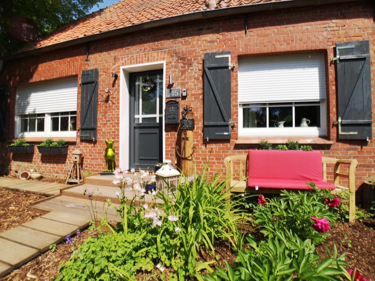 Huus An'T Doerpsdiek Krummhörn Exterior foto